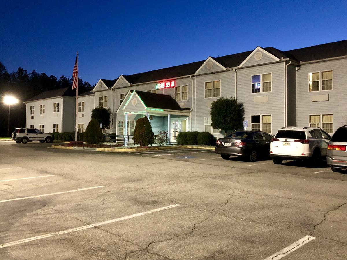 Holiday Lodge - Greensboro/Lake Oconee Екстериор снимка