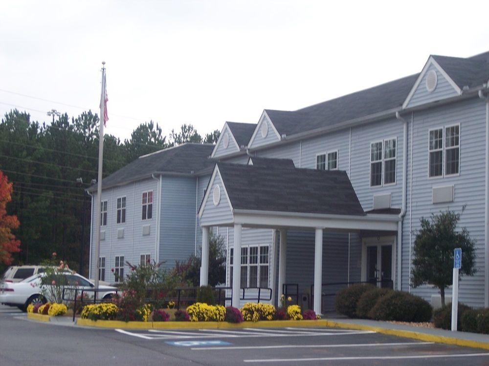 Holiday Lodge - Greensboro/Lake Oconee Екстериор снимка