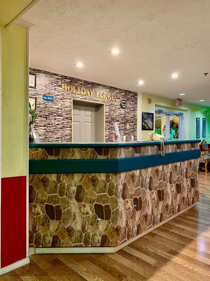 Holiday Lodge - Greensboro/Lake Oconee Екстериор снимка